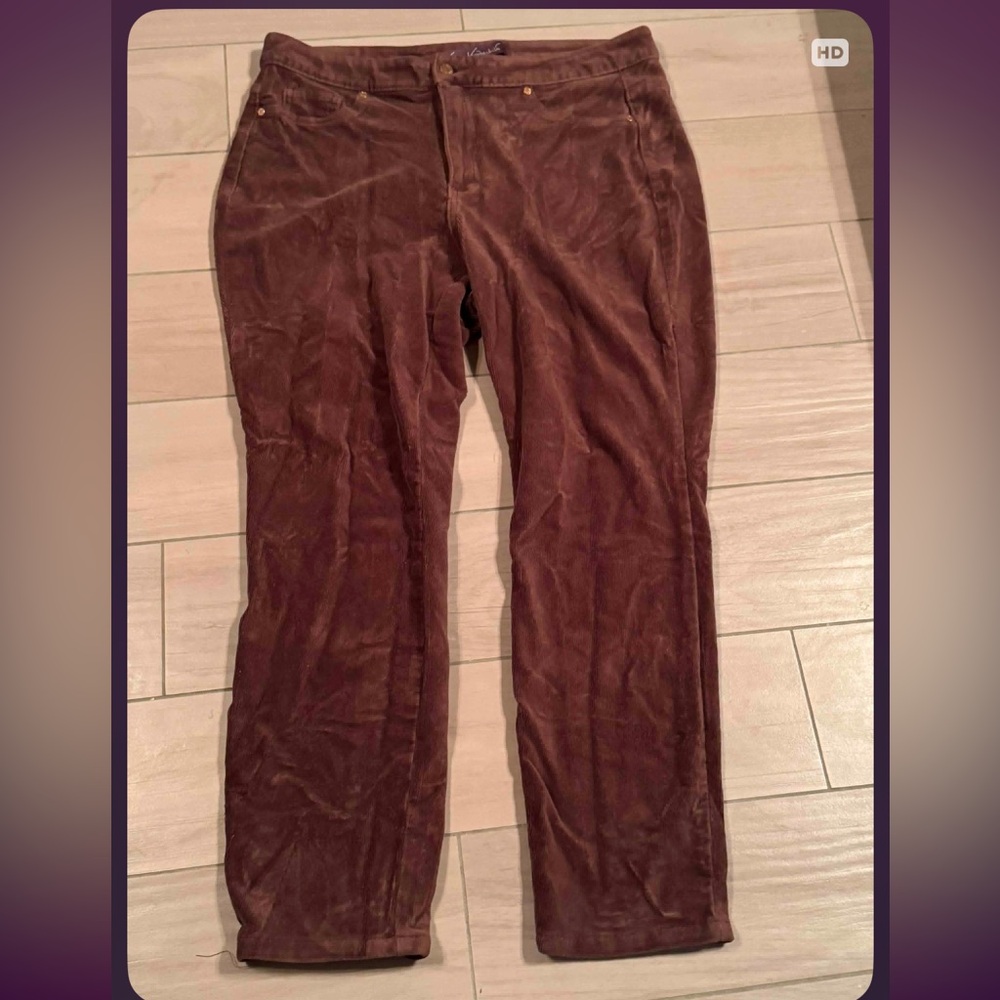 Gloria Vanderbilt Corduroy Pants in Rich Brown 16W